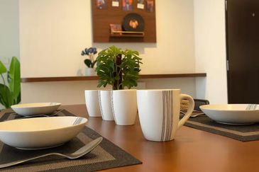 Baypoint @ Country Garden Danga Bay