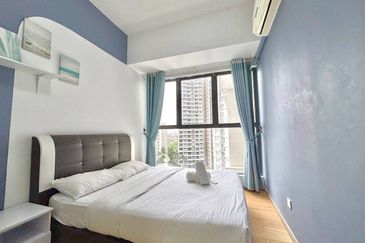 Baypoint @ Country Garden Danga Bay