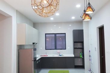 Baypoint @ Country Garden Danga Bay