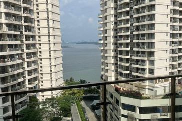 Baypoint @ Country Garden Danga Bay