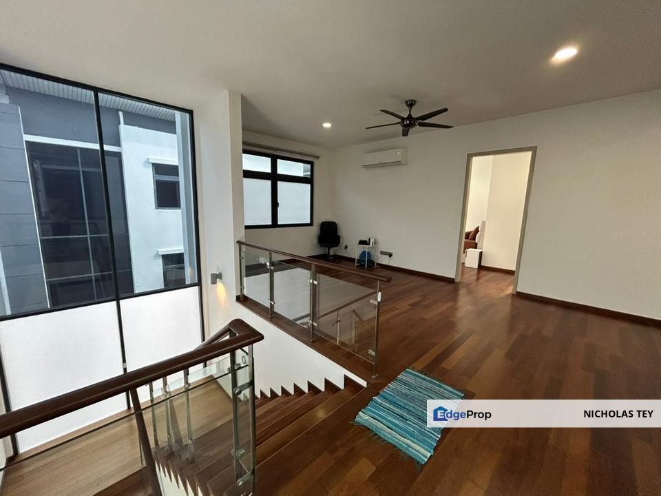 Triple Storey Bungalow Jalan Anjung @ Horizon Hills, Johor, 