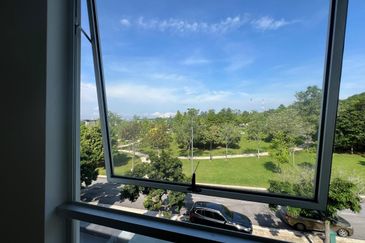 Parkfield Residences, Tropicana Heights