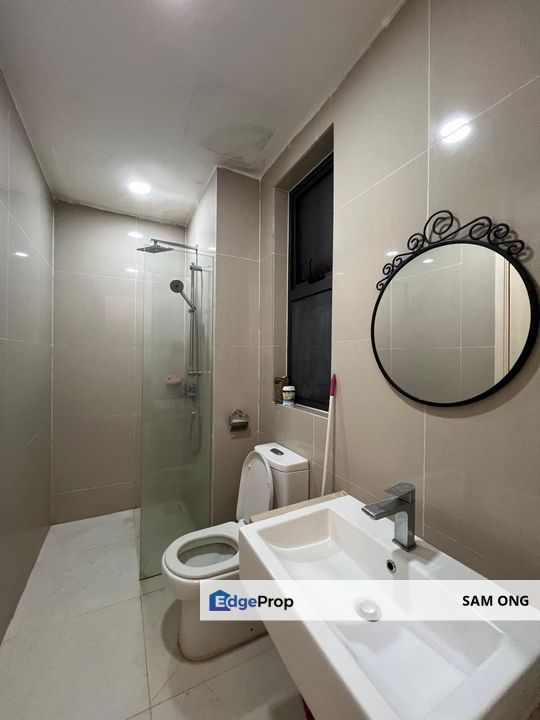 South View Serviced Apartments, Pantai, Kuala Lumpur. For Sale, Kuala Lumpur, Pantai