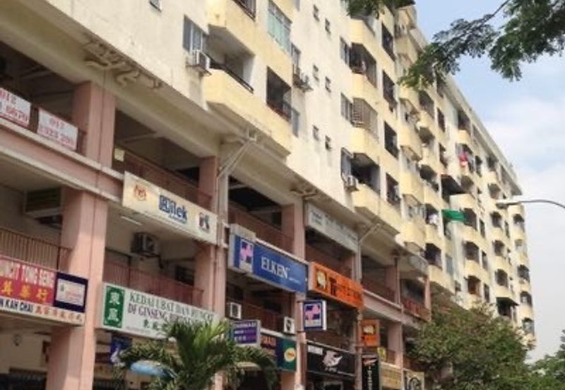 Plaza Sinar Apartment