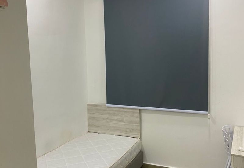 Kenwingston Square Garden