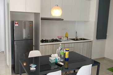 Kenwingston Square Garden