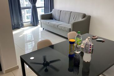 Kenwingston Square Garden