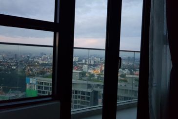 KL Gateway Premium Residence