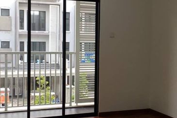 Averia @ Abadi Heights