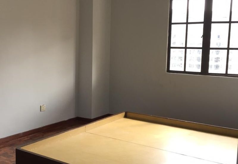 Bayu Tasik Condominium