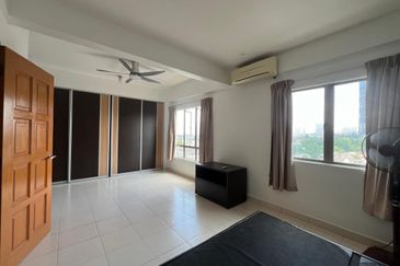 1 Petaling Residences and Commerz