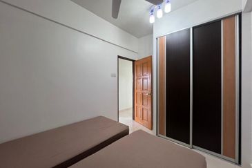 1 Petaling Residences and Commerz