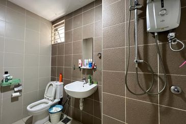 Flora @ One South ( Residensi Flora )