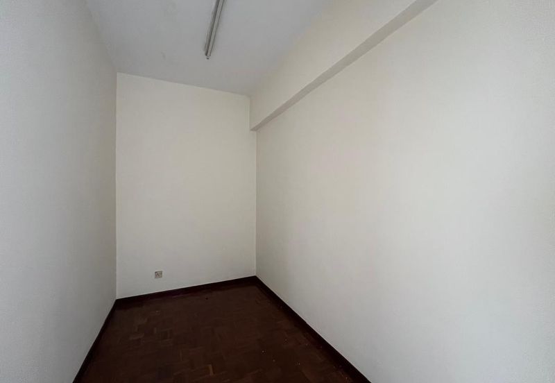 Laurel Apartment (Medan Hujan Rahmat)