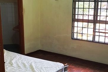 Laurel Apartment (Medan Hujan Rahmat)