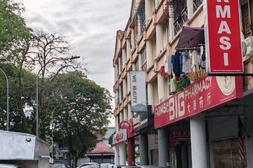 Laurel Apartment (Medan Hujan Rahmat)