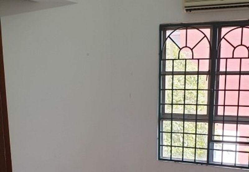 Laurel Apartment (Medan Hujan Rahmat)