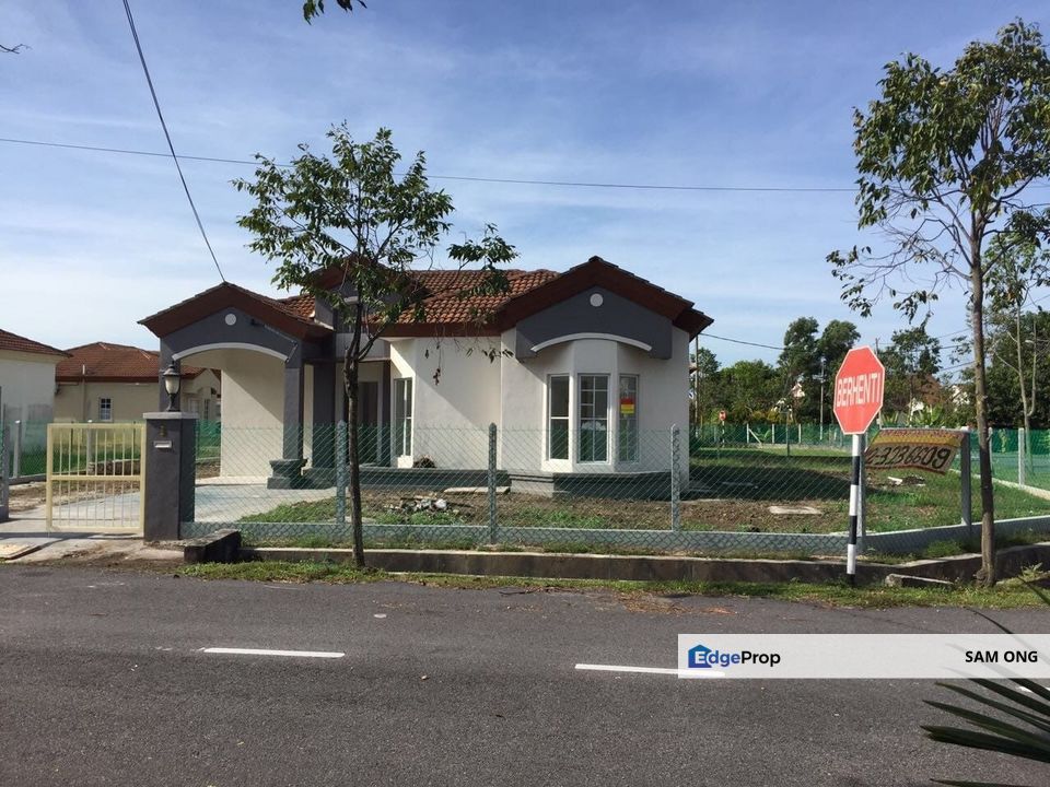 Bagan Lalang Bungalow for sale, Selangor, Sepang