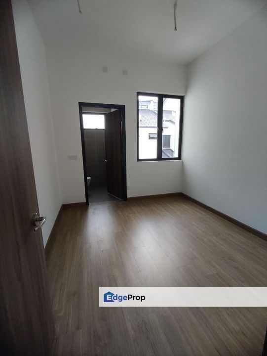 Lumira, Bandar Bukit Raja, Klang, Selangor, Bandar Bukit Raja