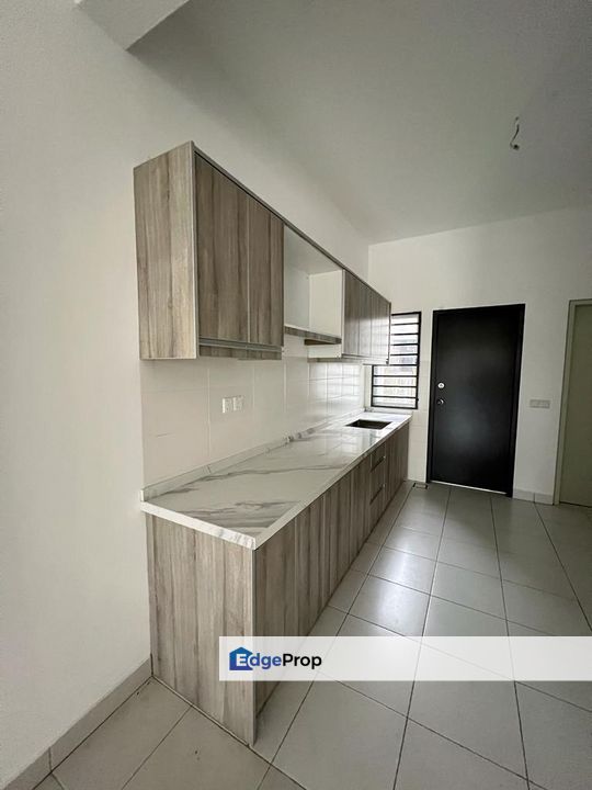 Ellis, Bandar Bukit Raja, Klang, Selangor, Klang