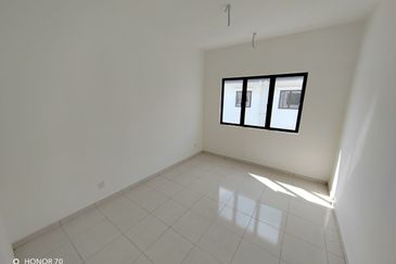 Jalan Setia Permai U13/41E