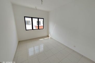 Jalan Setia Permai U13/41E