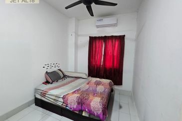 Jalan Setia Permai U13/43