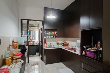 Zeyheri, Setia Utama 2