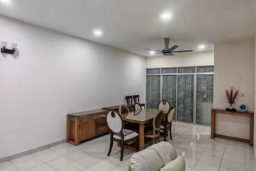 Setia Indah 9, Setia Alam