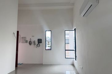 Senai Hill Residences