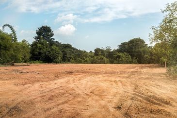 Residential Zoning Land @ Kulai for Sales
