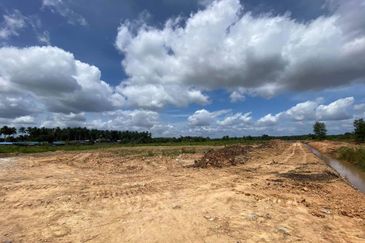 Pontian Land for Sale