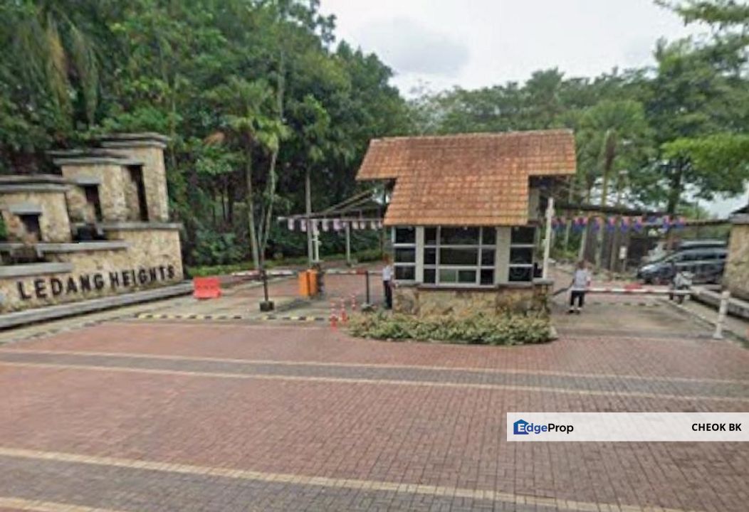 Ledang Heights Bungalow Land For Sale, Johor, 