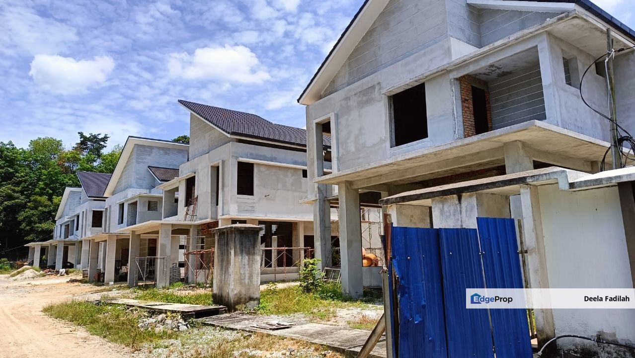 FREEHOLD Double Sty Urban Bungalow with Massive Land Areas at Seremban, Negeri Sembilan, Seremban