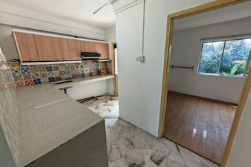 Sri Sentosa Condominium