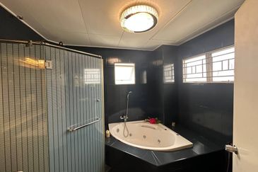 Bungaraya Kondominium, Saujana Subang