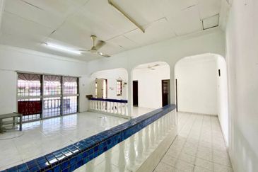 Taman Setia Jaya, Banting