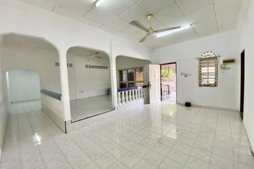 Taman Setia Jaya, Banting