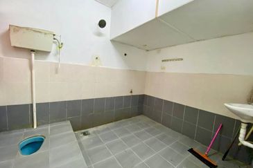 Taman Setia Jaya, Banting