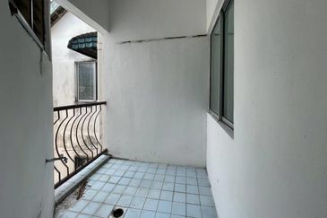 Desa View Towers Apartment