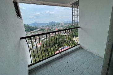 Desa View Towers Apartment