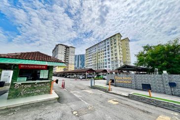 Pangsapuri Bayu Suria (Summerfields Apartments)