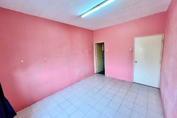 Pangsapuri Bayu Suria (Summerfields Apartments)