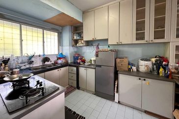 Desa View Towers Apartment