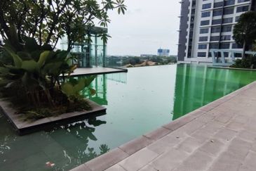 Pandora @ Tropicana Metropark