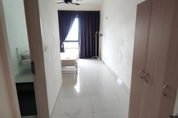 Pandora @ Tropicana Metropark