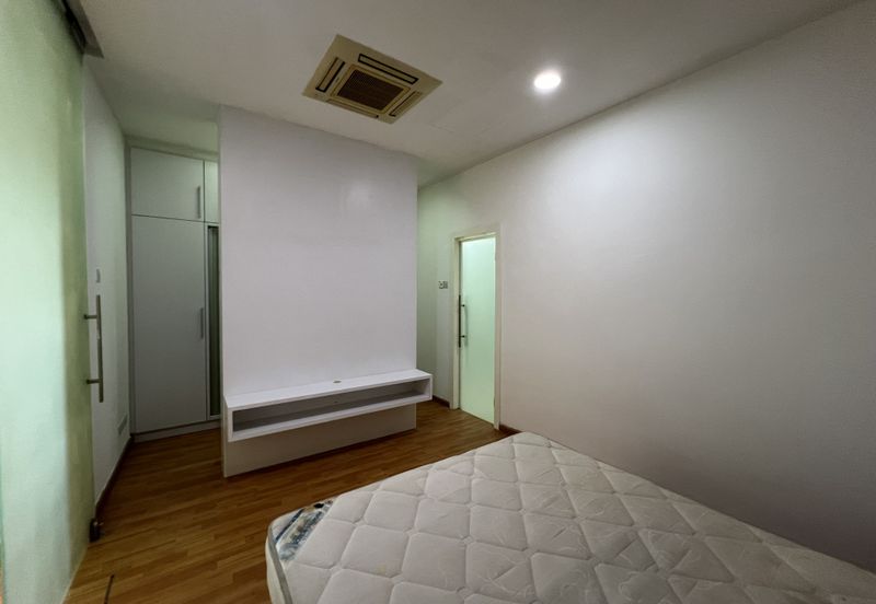 Parkview Service Apartment