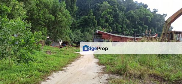 Lot 3555 & Lot 3556 Teluk Chembedak Pulau Pangkor , Perak, Pangkor