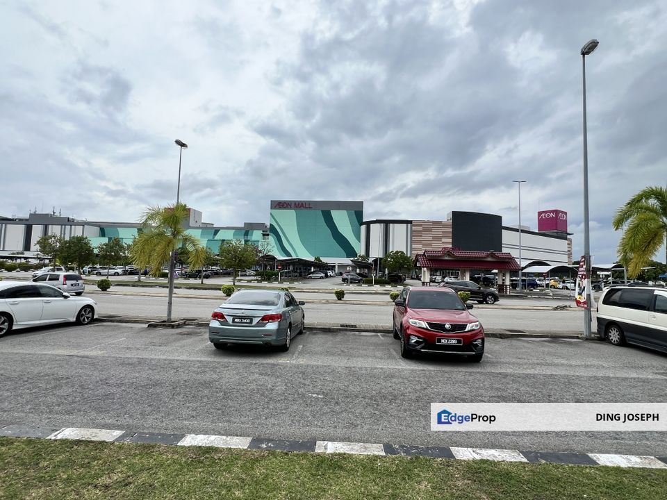 3 Story End unit shop in Taman  1 Legenda Melaka, Melaka, Melaka Tengah