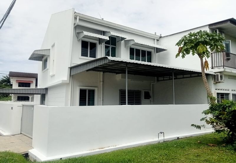 Corner unit double story house with extra land